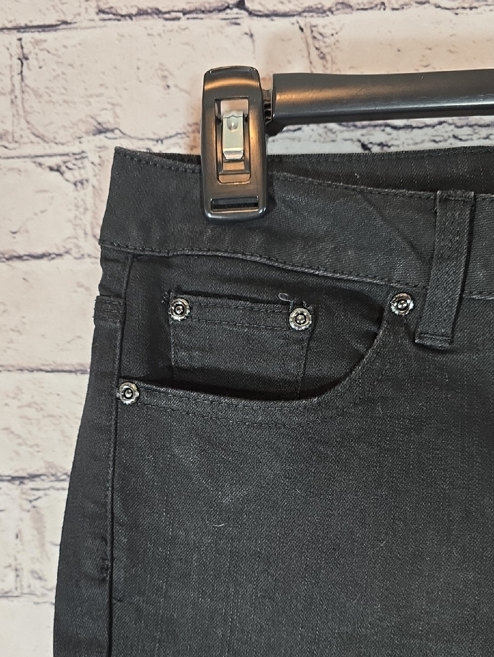 New York & Company Black Curvy Low-Rise Bootcut Jeans Size 6 NWT - Picture 6 of 14